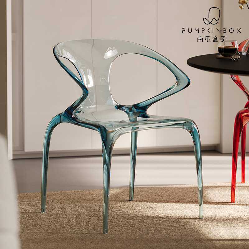 亚克力餐椅轻奢感家用扶手透明靠背水晶椅子网红罗奇堡AVA椅