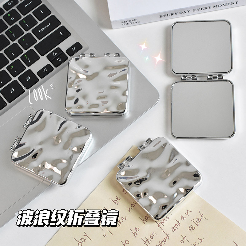 ins简约补妆小镜子女随身折叠翻盖式双面化妆镜便携手持迷你小号