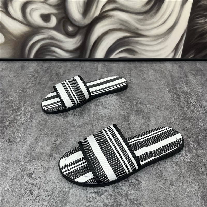 2025夏季新款拖鞋男士拼色休闲凉鞋青年时尚居家一字拖鞋沙滩鞋男
