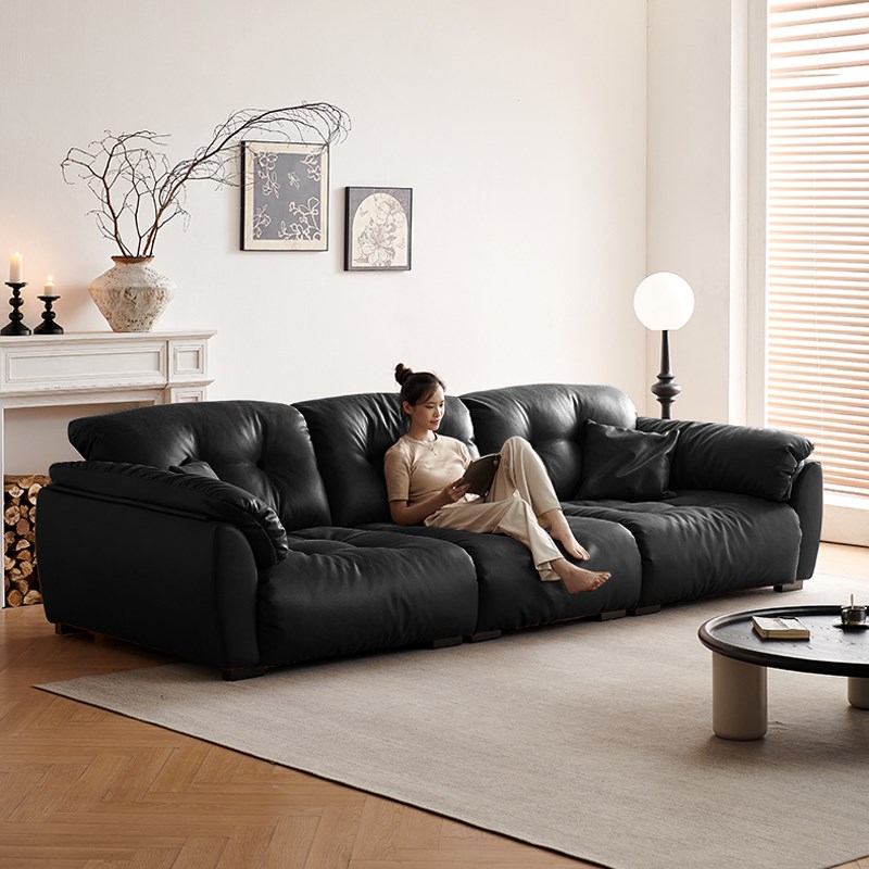 云朵真皮沙发2024新款移动靠背中古风油蜡皮沙发直W排复古黑糖沙