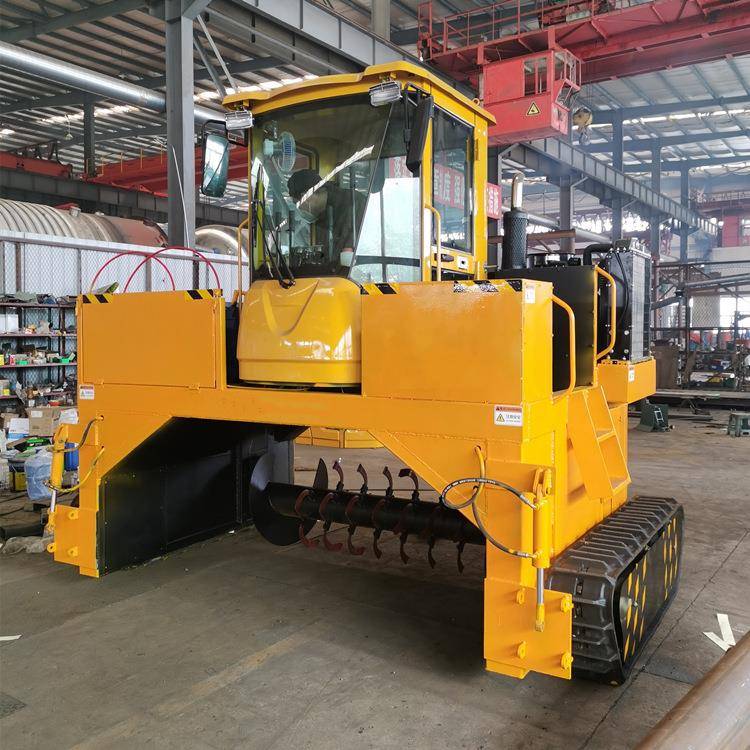 款2400型履带式翻堆机有机肥发酵翻堆机翻堆轴可升降翻抛机