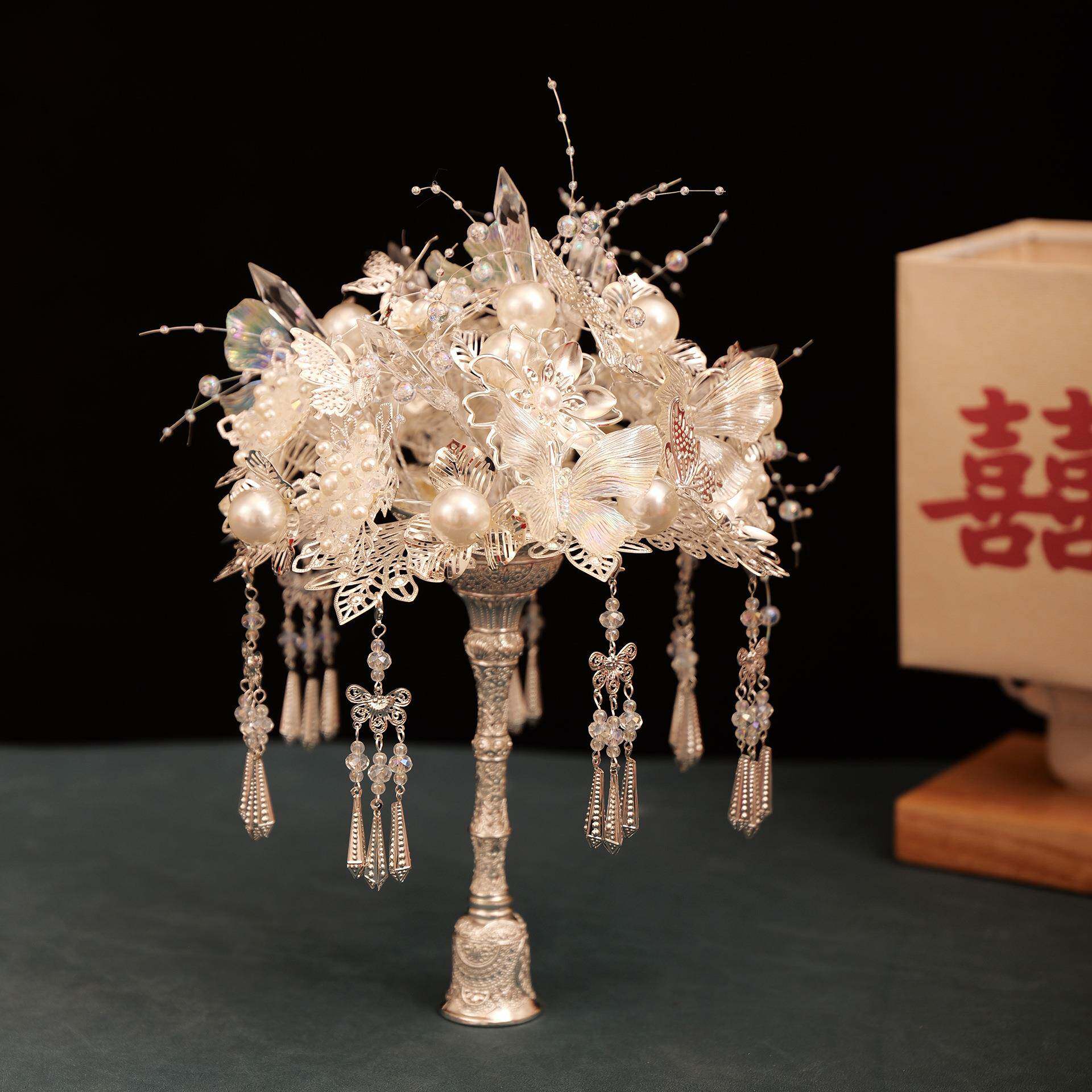 送闺蜜结5婚礼物新款新娘婚纱银材色手捧花料9905包0款