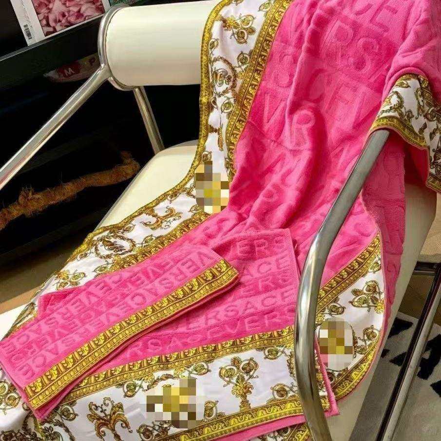 出口外贸欧式浴巾套装三件套加厚纯棉植绒字母家居服毛巾方巾情侣