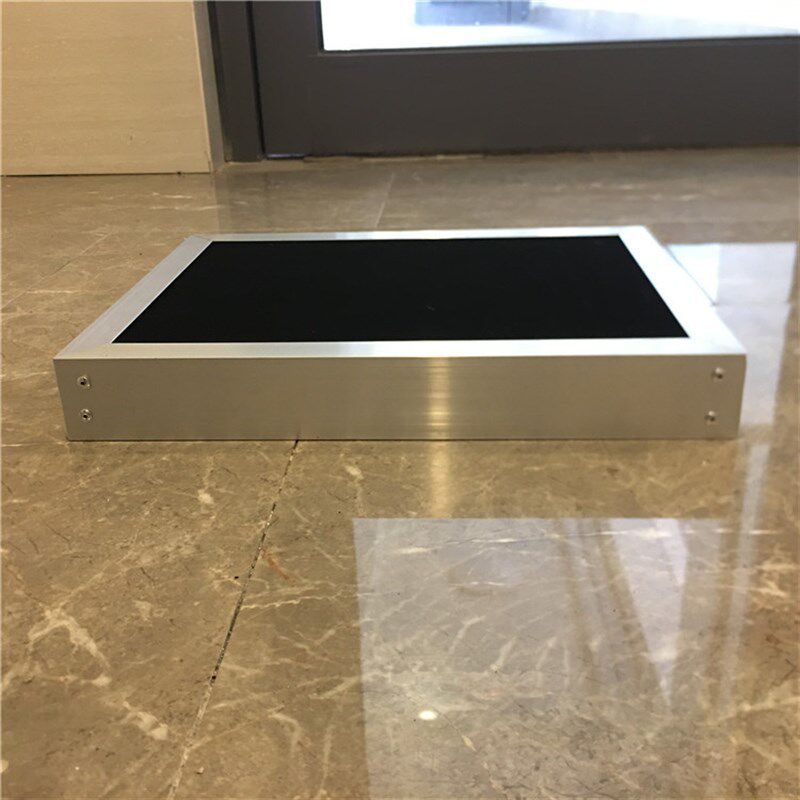 青岛旷勋供应活性炭铝蜂窝芯 过滤净化网 吸附除臭氧根据要求加工