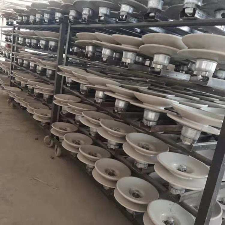 XWP1-100 XWP2-100 耐污型盘形悬式瓷绝缘子