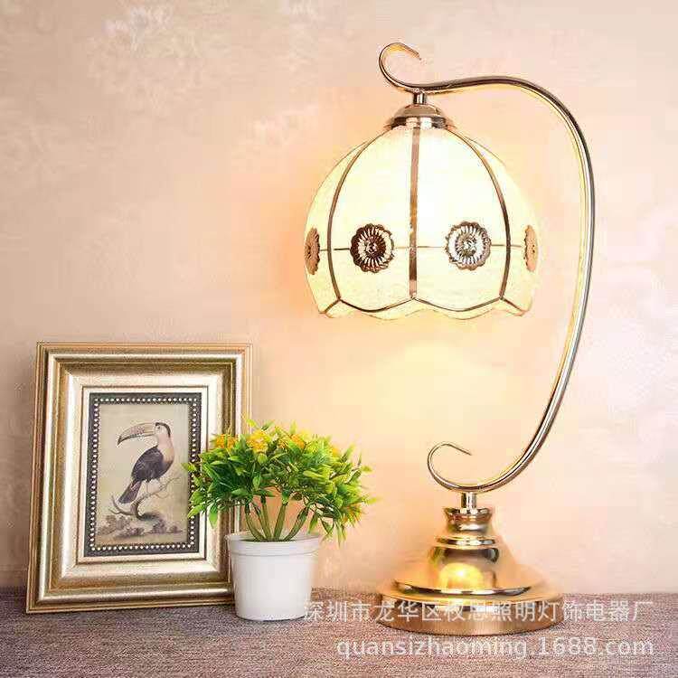 欧式复古装饰台灯客厅餐厅桌子电视柜摆放台灯温馨卧室床头灯