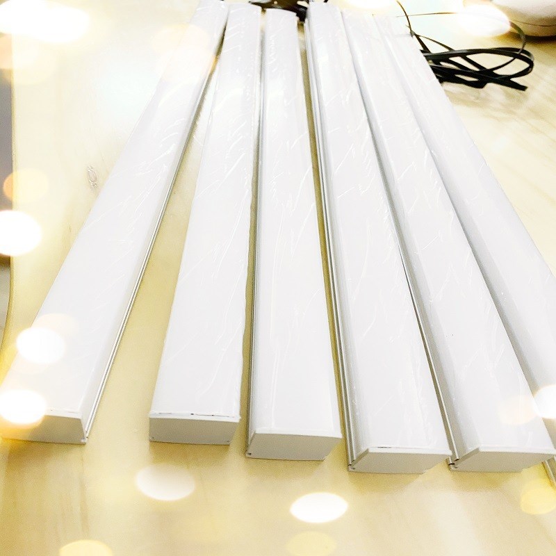 三面装饰机箱灯带RGB幻彩光污染变色氛围硬灯条同步主板5V3针接口