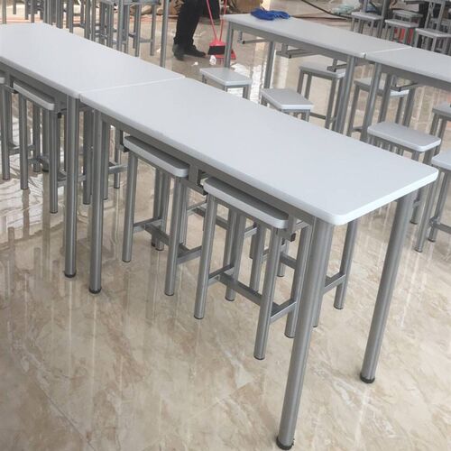 员工食堂餐桌椅组合4人6人校园中小学生职工餐厅简易抽拉式挂凳桌