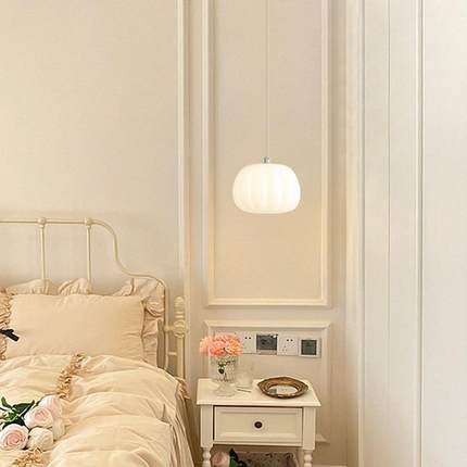 约卧室花床头吊南灯法式奶油风餐厅瓜朵创简意64艺术网红小吊灯
