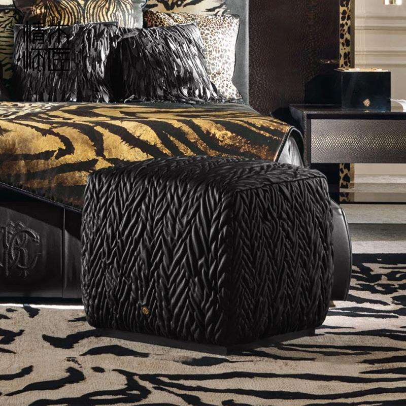 RobertoCavalli罗伯特卡沃利意大利进口原装刺绣方形皱纹梳妆凳