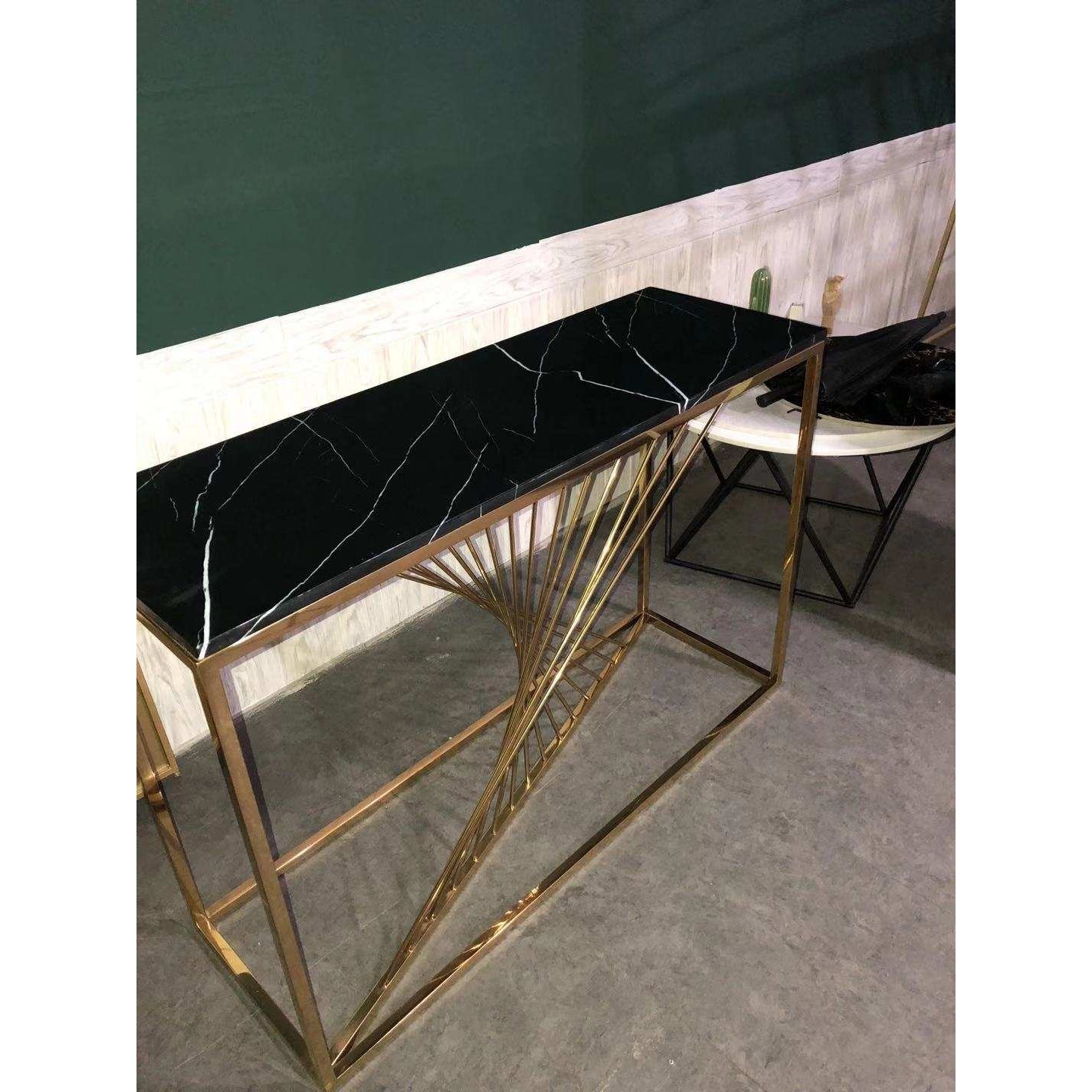 后现代不锈钢玄关桌风玄关柜简约现代隔断客厅装饰条案轻奢玄关台