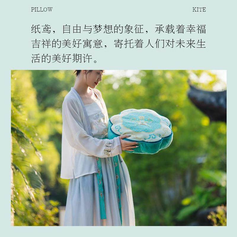 中国风纸鸢体抱枕新中客厅沙jx042靠背垫腰枕氛发围感立高档刺式