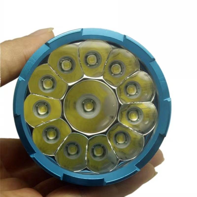 12颗5050UV紫光手电筒395NM波长使用4节18650充电12T6手电手握式