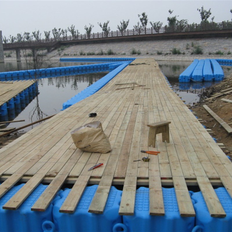 畅销水上钓鱼平台浮筒 网箱养殖 水上鱼池塑料浮筒码头