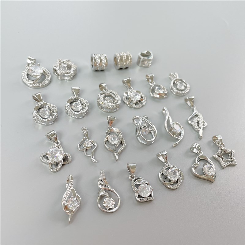 Pt950铂金吊坠单坠项链女纯白金坠子不含链单独挂坠锁骨配饰礼物