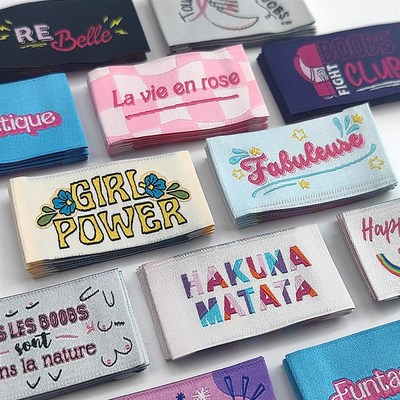 彩色内衣洗涤商标定做文胸织唛领标水洗尺码标绣花LOGO订制布标