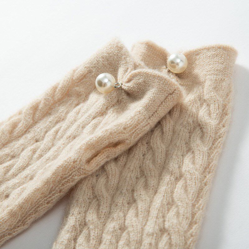 新款女山羊绒保暖时尚加厚漏指毛线麻花复古粗针漏指针织手套时尚