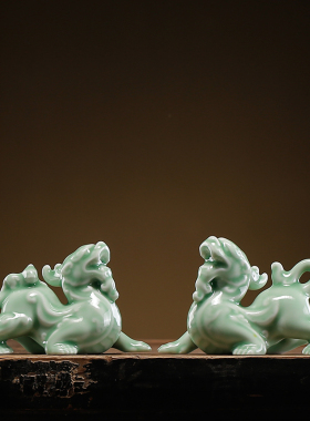 陶瓷貔貅摆件一对招财聚财客厅店铺家居装饰品办公室开业礼品