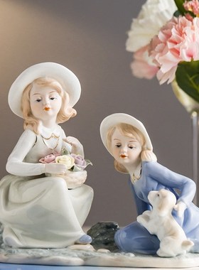 欧式家居装饰品摆件客厅酒柜饰品摆设现代房间西洋女陶瓷工艺品