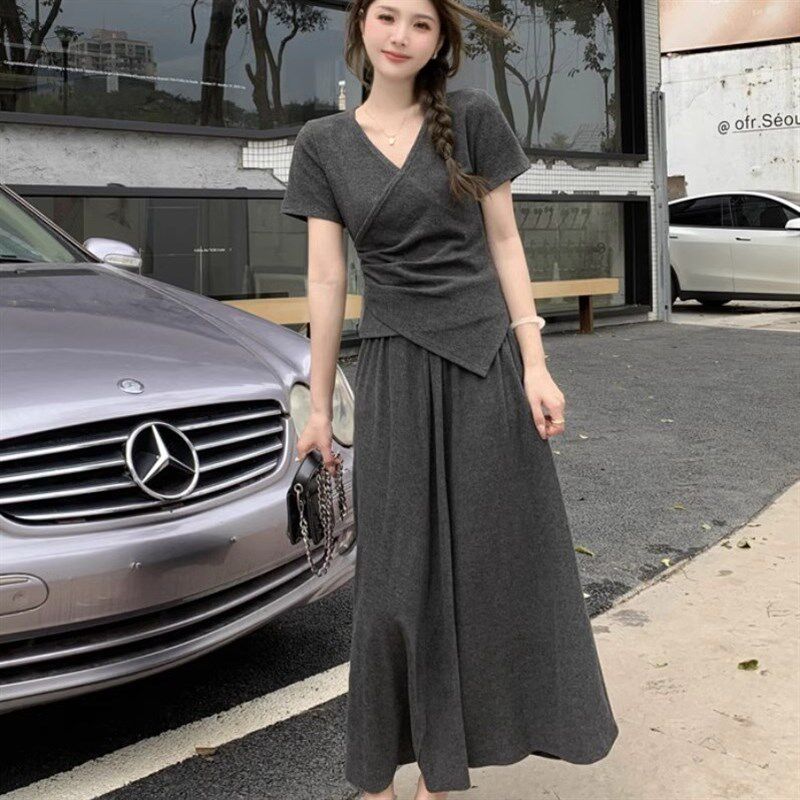 300斤大码胖mm女装夏季修身显瘦遮肉短袖上衣半身裙气质两件套装