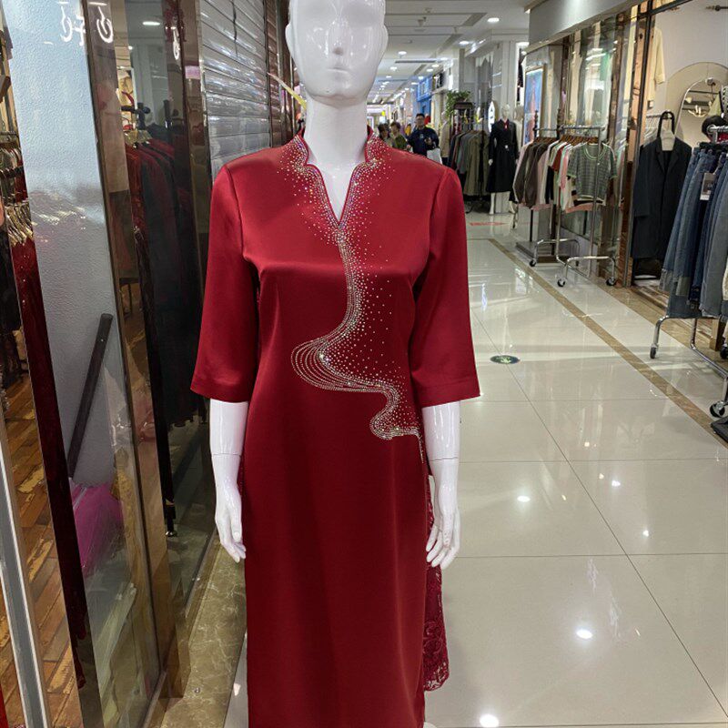 秋季年轻妈妈装醋酸镶钻中长款连衣裙气质喜婆婆出席婚礼宴会旗袍