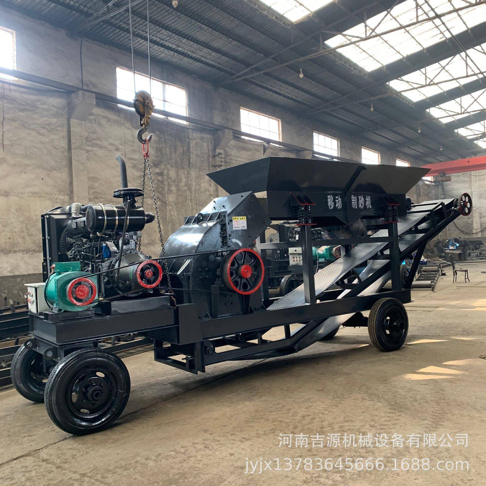 移动破碎制砂机车载锤式建筑垃圾粉碎机小型移动锤式制砂机