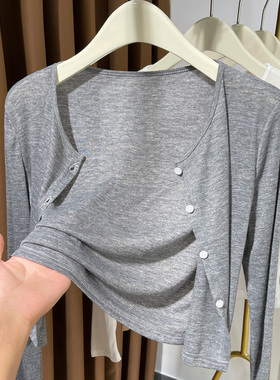 灰色针织薄款防晒外搭开衫披肩2024新款配吊带裙冰丝罩衫小坎肩女
