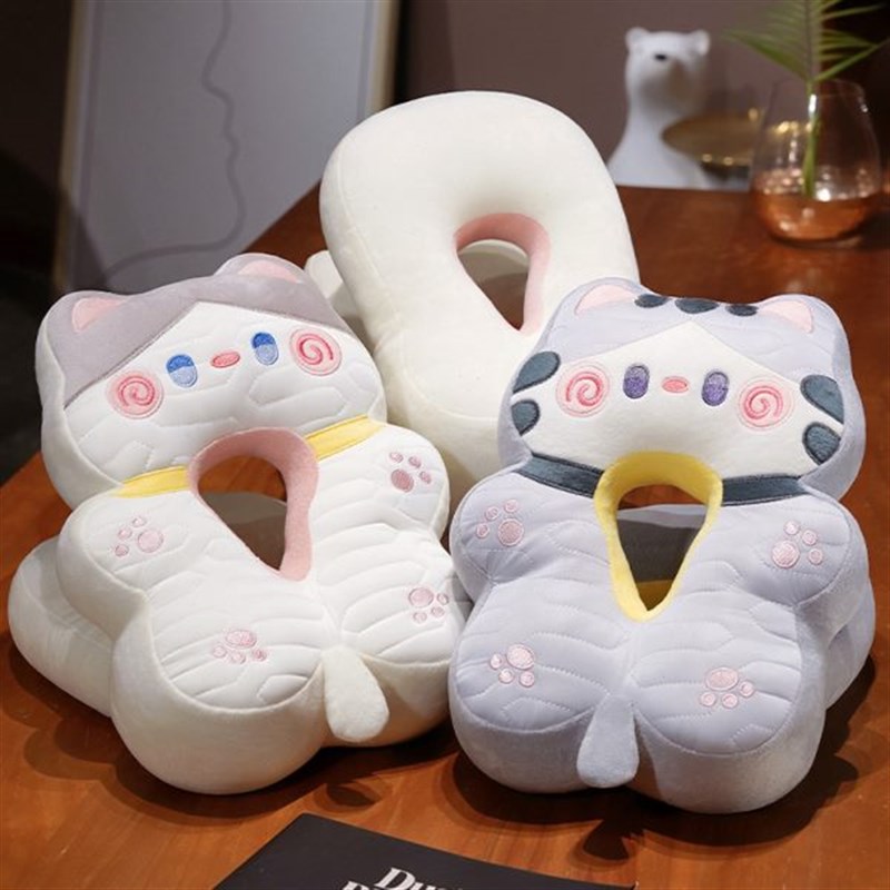 夏季乳胶午睡枕趴睡枕办公室抱枕女生小学生儿童桌上午休睡觉神器