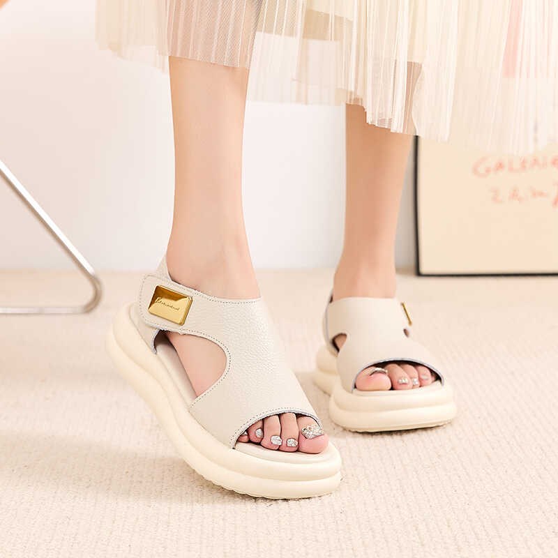 真皮厚底凉鞋女2024年夏季新款平底简约女鞋外穿一字带百搭妈妈鞋