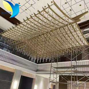 厂家供应规格多样房子吊灯 酒店大堂展示厅吊灯简约轻奢吊灯