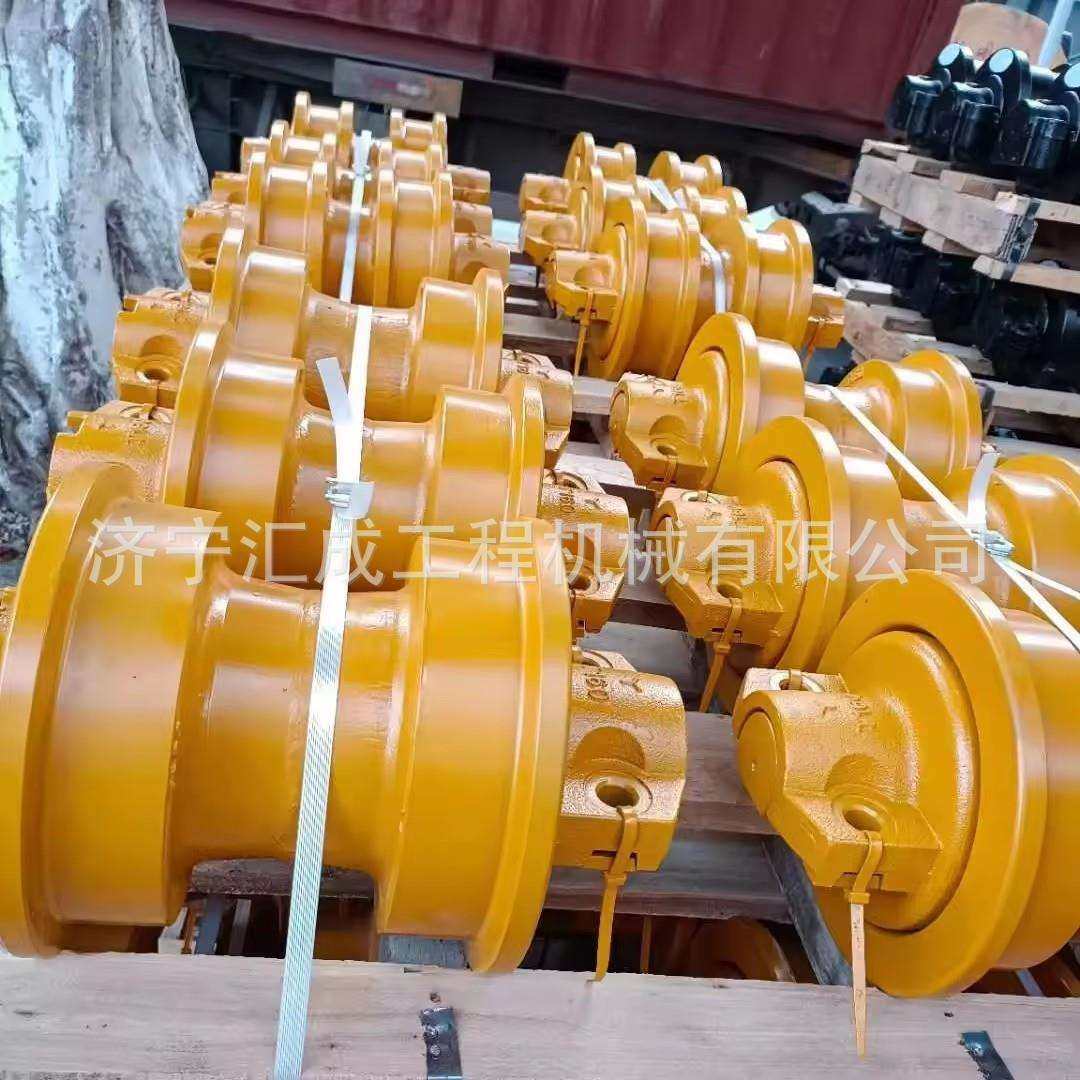 山推SD17C3支重轮，推土机承重轮，山推SD17链轨履带支重轮驱动齿