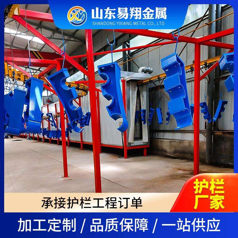 304不锈钢喷漆立柱 防撞护栏配件立柱加固钢支柱 镀锌护栏立柱图片