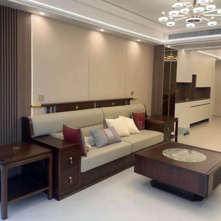 新中式黑胡桃实木沙发组合2025客厅现代简约小户型皮布艺直排沙发