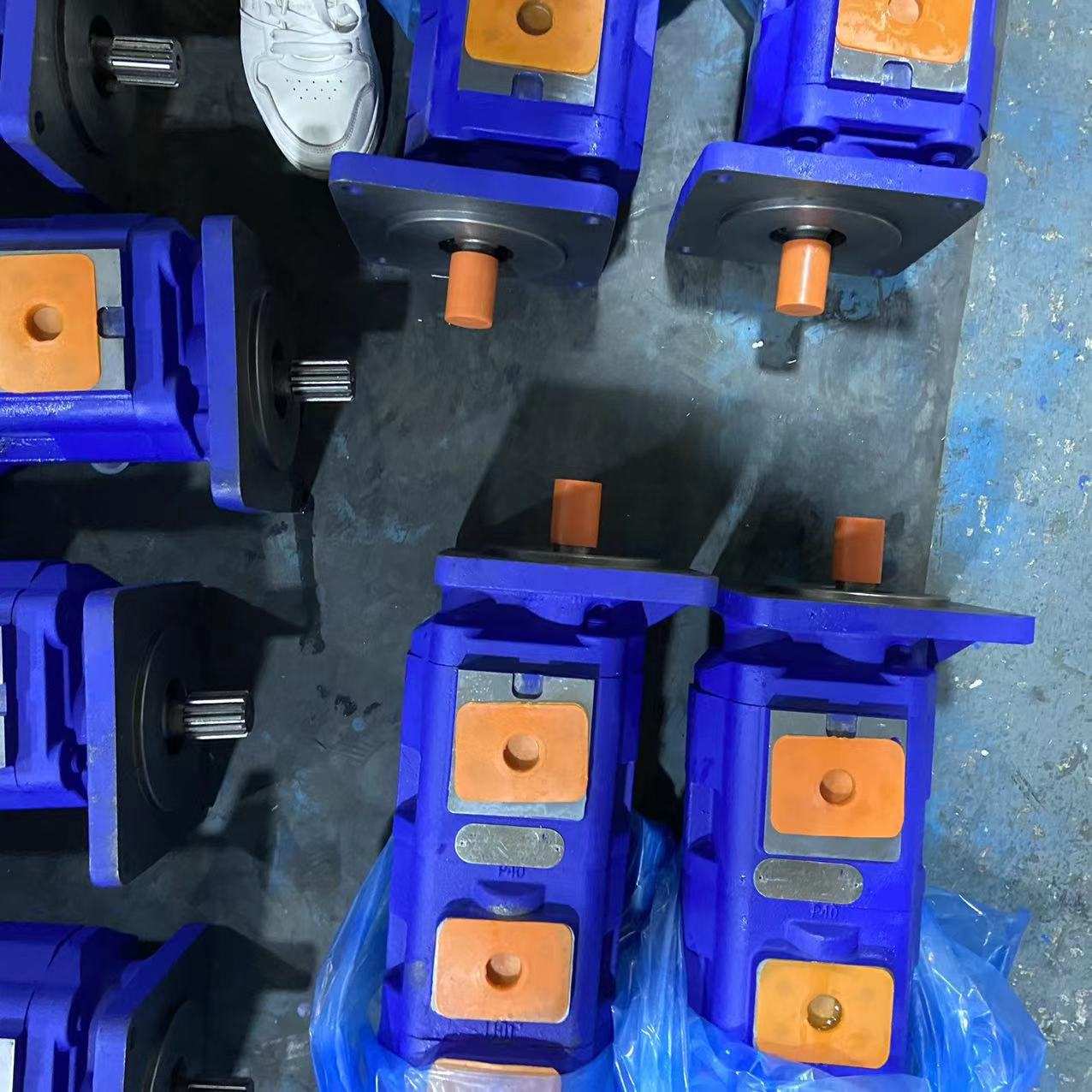 钻机液压泵三联齿轮泵F4800-F40/30/30-331R