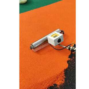 手拉式电动铺平机 小型橡胶颗粒亚平电热板学校塑胶跑道电滚轴