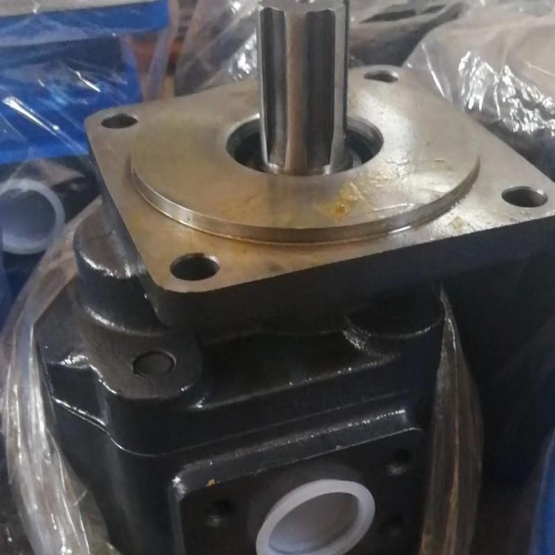 现货供应山工SEM669 632 630 653装载机液压齿轮泵 工作泵 转向泵