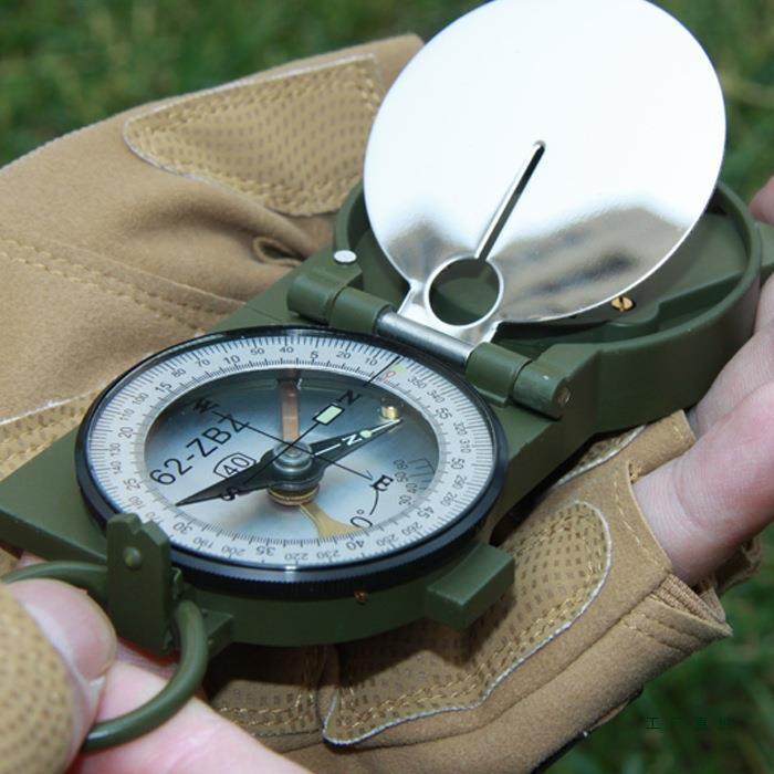 62式指北针62-ZBZ五用高精度铜芯多功能金属夜光97C指南针带皮盒