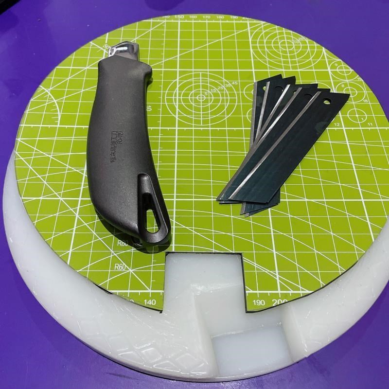 乒乓球拍贴拍专用工具旋转切y割工具球拍裁剪垫板旋转切割垫板