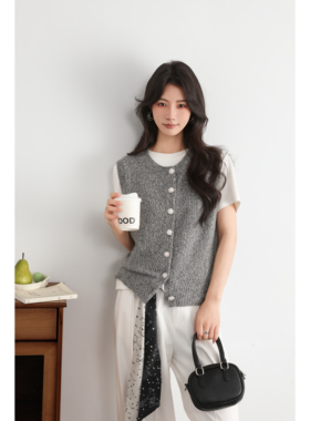 【12-27】6016 女式设计款马甲 休闲风