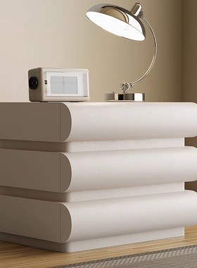 网红月半床头柜简约n现代法式奶油风皮质卧室床边收纳柜白色极简