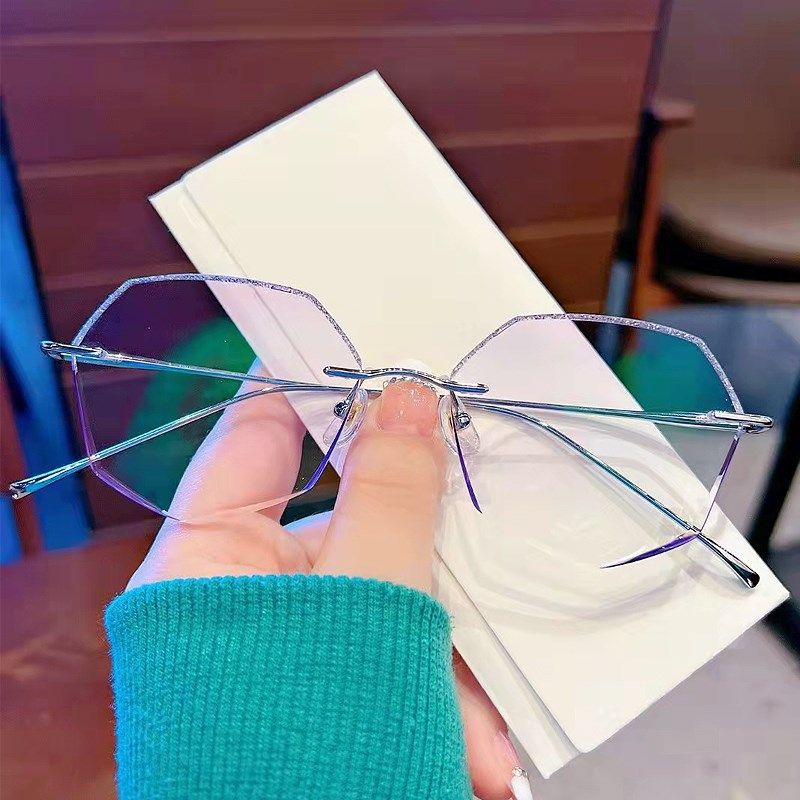 防蓝光眼镜近视女超轻纯钛眼镜框男多边形无边框圆脸显瘦变色镜片