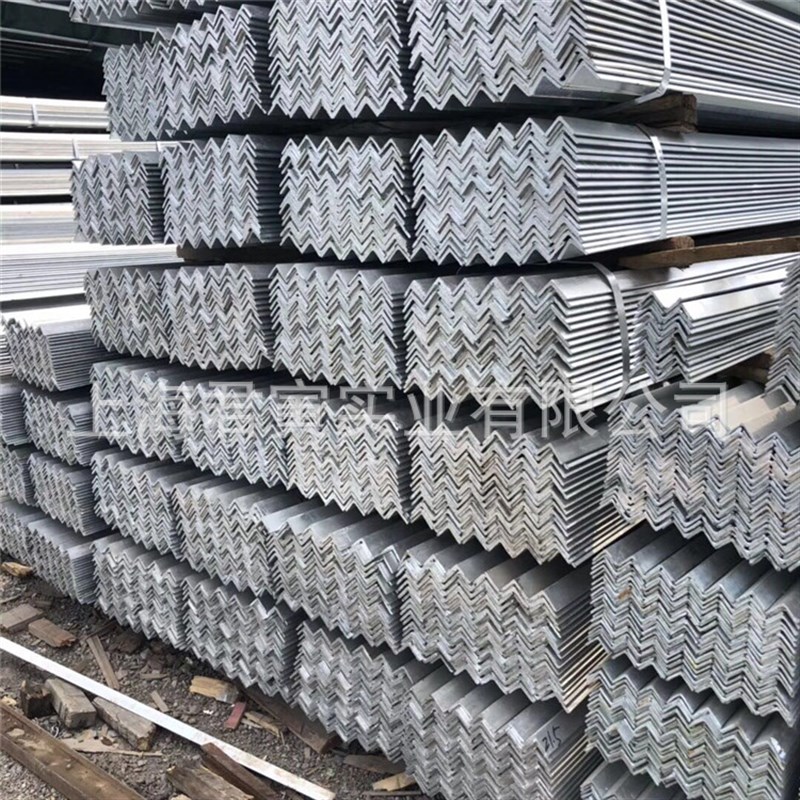 镀锌角钢4号热轧角钢q235低价出售镀锌角铁50*50*5品种齐全可送货