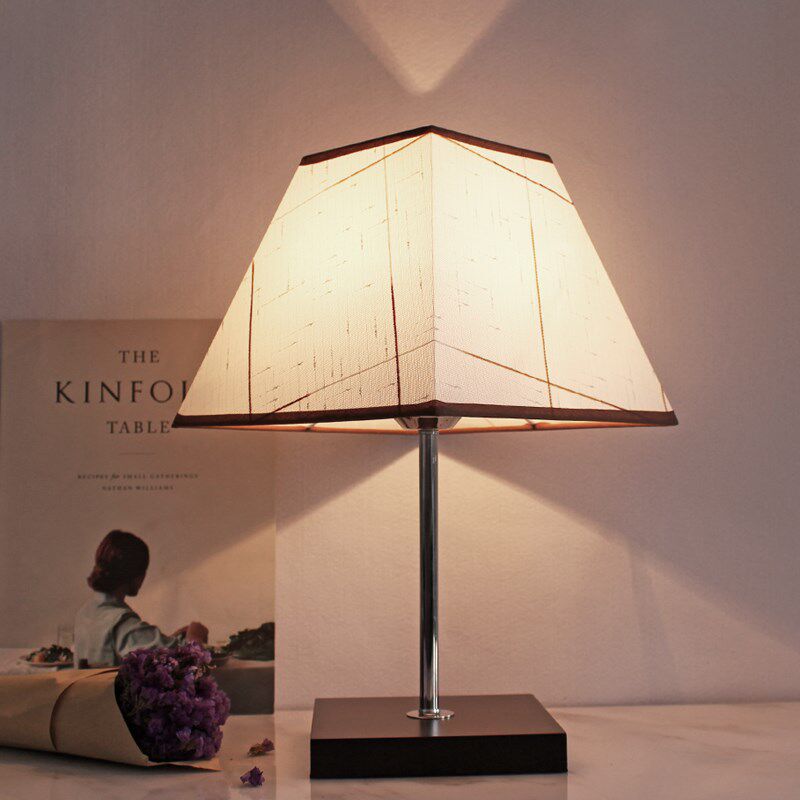 6R美式简约时尚 床头书桌卧室 温馨浪漫轻奢 实木布艺可调光台灯