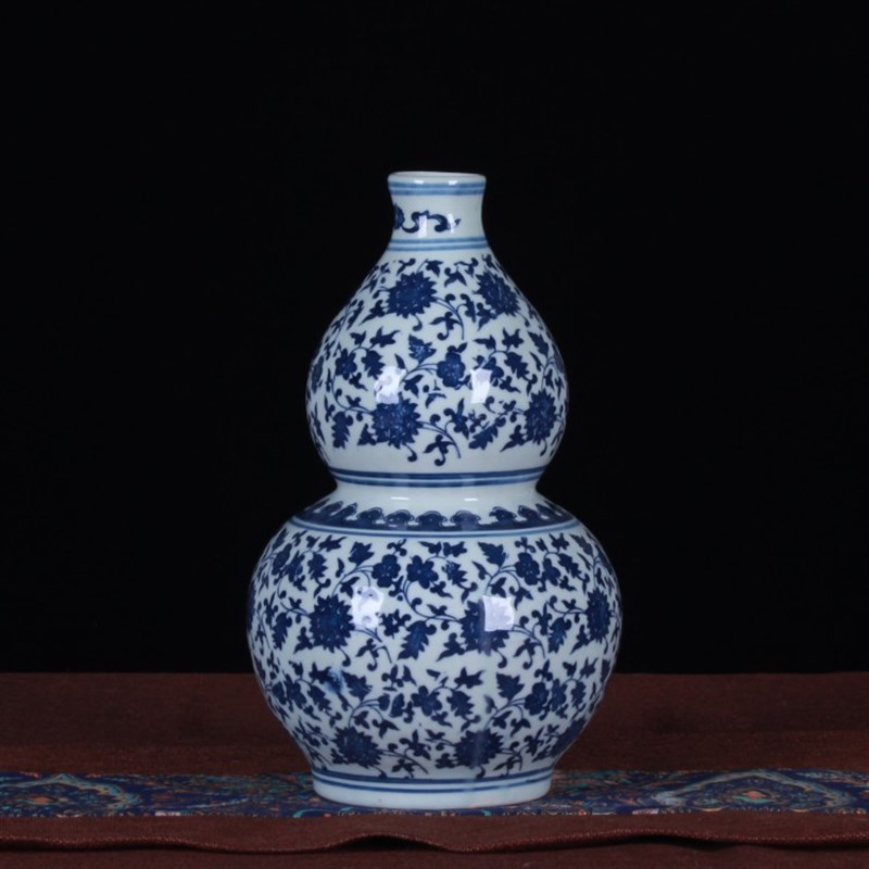 陶瓷工艺品装饰品仿古中式青花瓷缠枝莲多款选花瓶花插