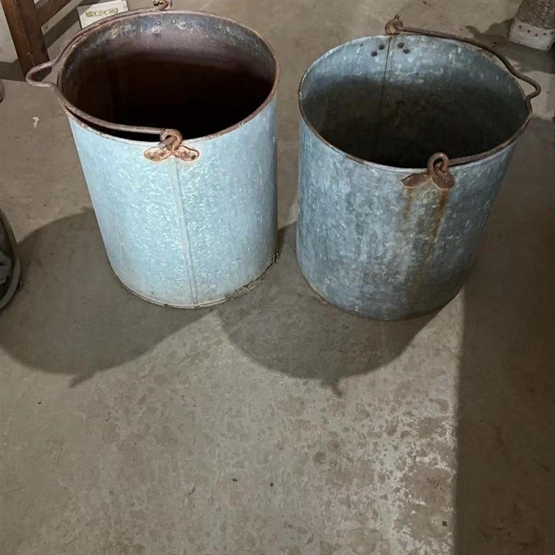 怀旧老式盛水铁皮水桶老洋水桶装饰D民俗老物件摆件农村老东西收