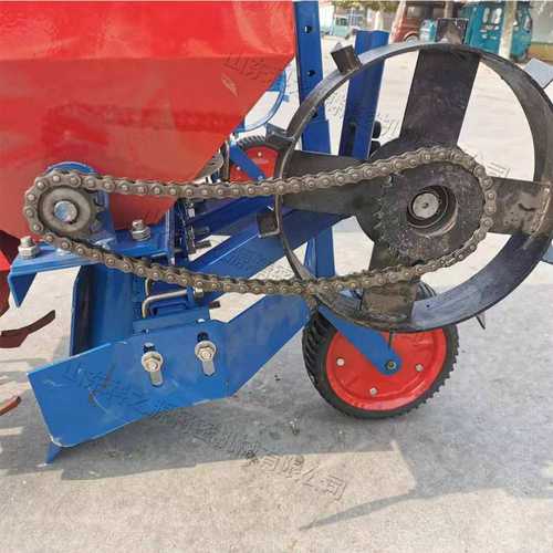 大棚农作物施肥机 果园开沟施肥回填一体机 农用手扶拖拉机开沟机