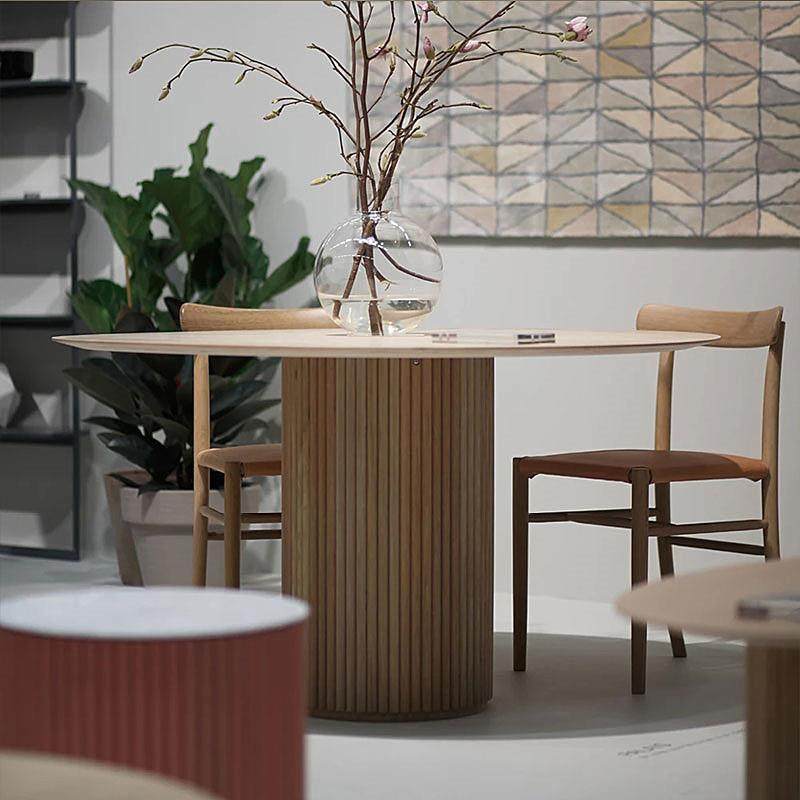 北欧实木圆桌简约小户型客厅桌轻奢餐厅桌个性设计师洽谈接待桌,玩具/童车/益智/积木/模型,毛绒/玩偶/公仔/布艺类玩具,淘宝优惠券,粉丝福利购,淘宝优惠卷