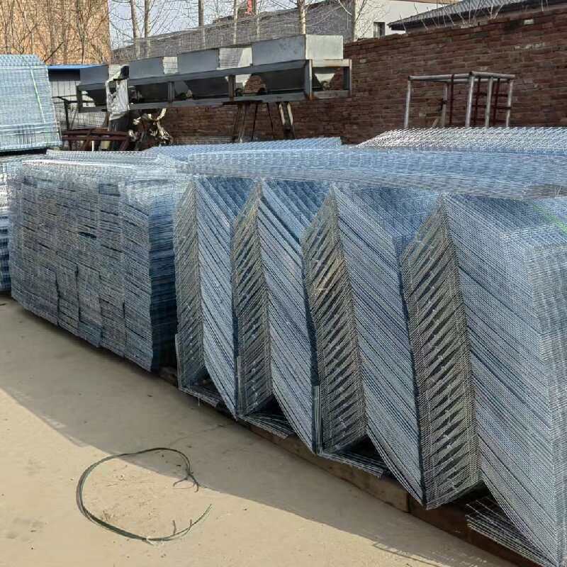 广旺笼具鸡笼厂家 铁鸡笼 蛋鸡笼 镀锌阶梯四层八条蛋鸡笼带配件