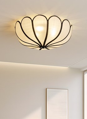 法式奶油风吸顶灯简约中古温馨卧C室灯客厅书房灯阳台灯次卧民宿