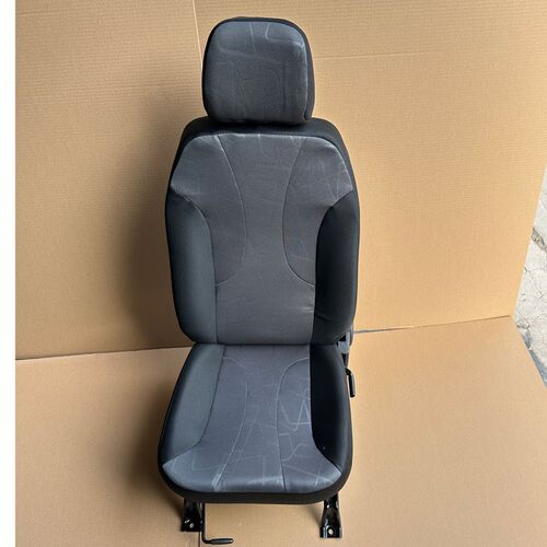 金彭D70 S70 D90 T90电动汽车前排座椅后排座椅总成四轮车配件